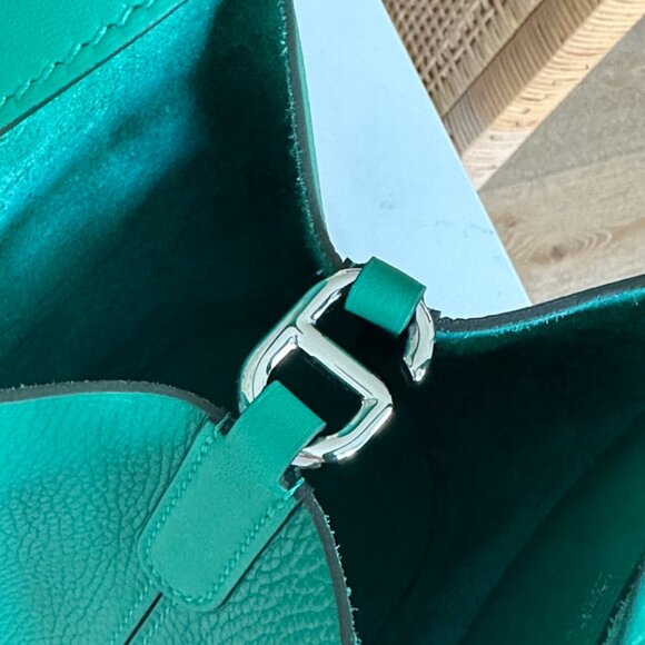 Hermès In the Loop 18 Vert Vertigo Handbag Clemence NEW w Receipt, Authentic - Picture 11 of 16